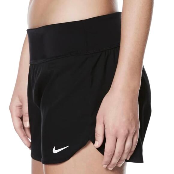 Nike Women’s Active Board Shorts Black Size M - Picture 2 of 3